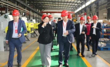 青岛市委常委、组织部部长于玉一行到6686登录入口考察调研